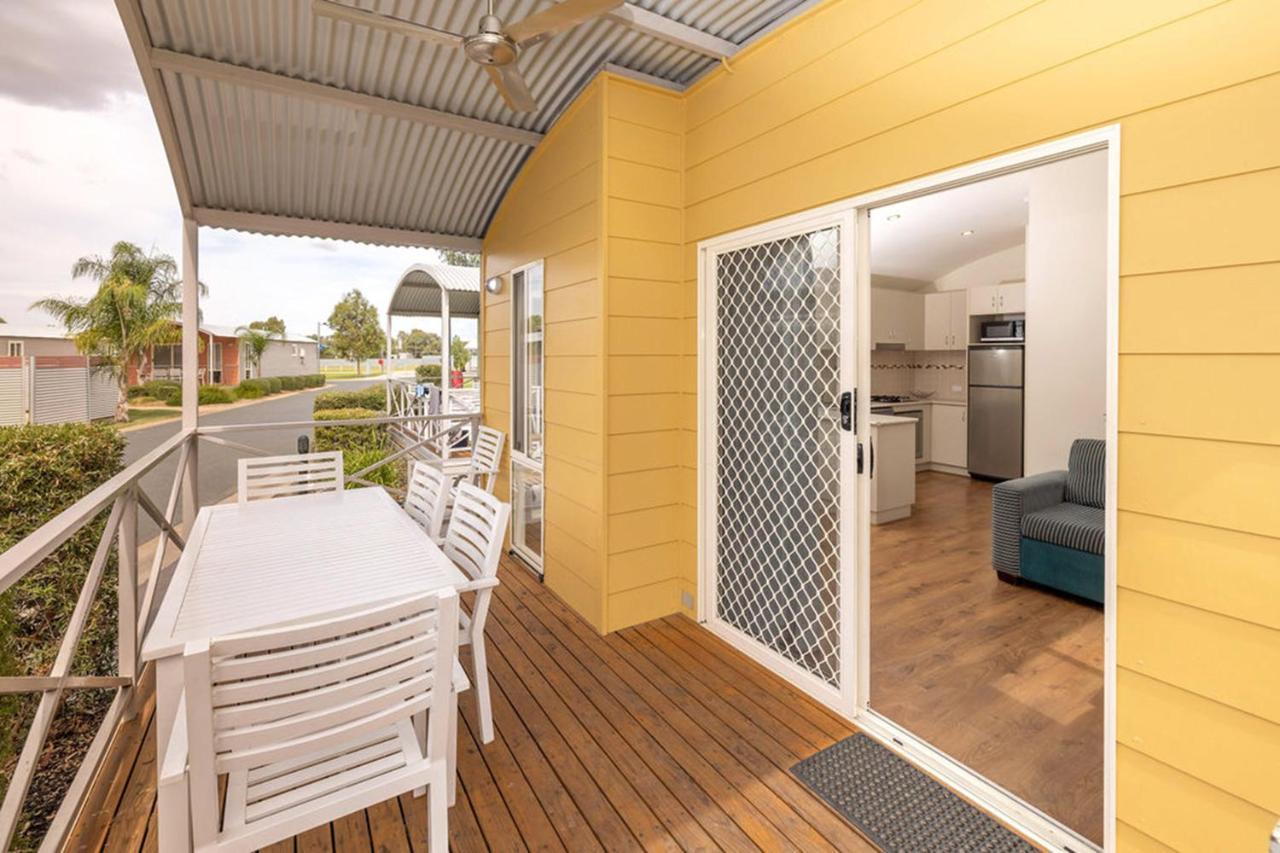 Big4 Deniliquin Holiday Park Exteriör bild