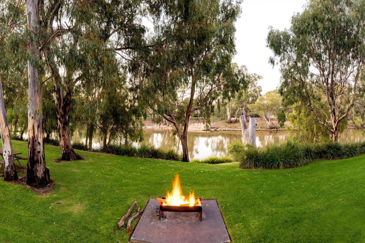 Big4 Deniliquin Holiday Park Exteriör bild