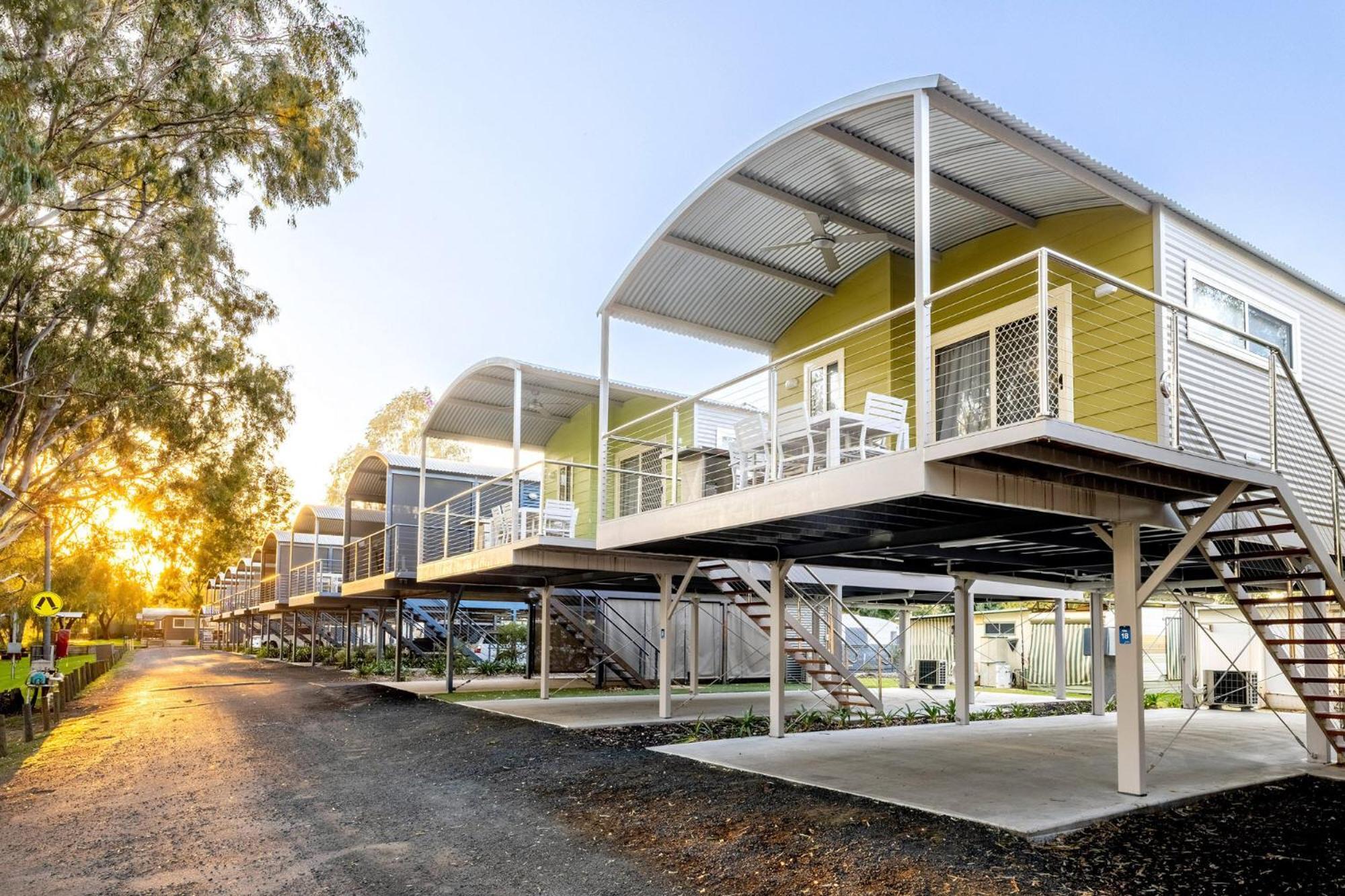 Big4 Deniliquin Holiday Park Exteriör bild