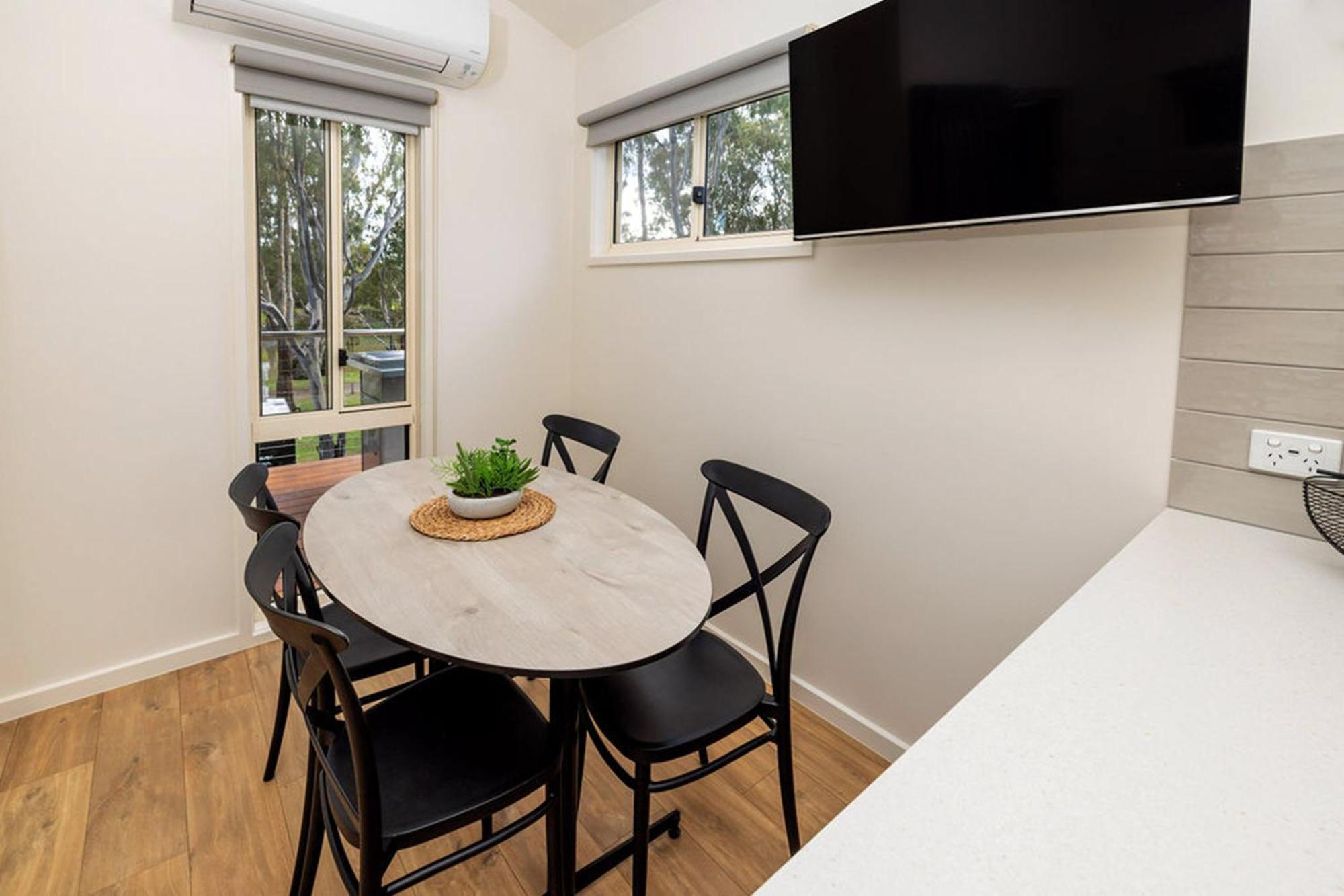 Big4 Deniliquin Holiday Park Rum bild