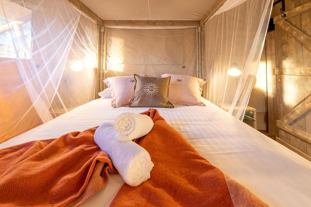 Big4 Deniliquin Holiday Park Exteriör bild