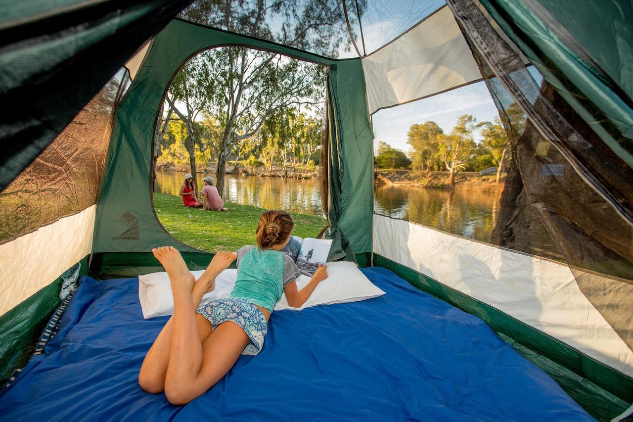 Big4 Deniliquin Holiday Park Exteriör bild